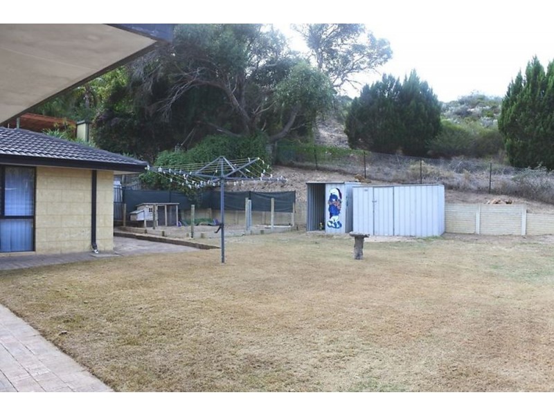 44 Minderoo Crescent, Golden Bay WA 6174