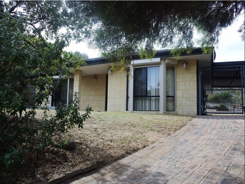 44 Minderoo Crescent, Golden Bay WA 6174