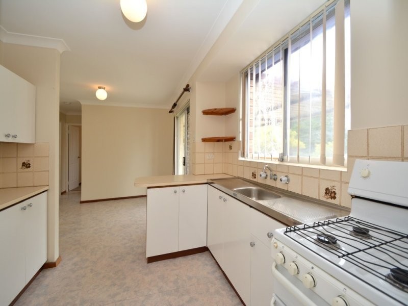 32 Yaringa Street, Golden Bay WA 6174