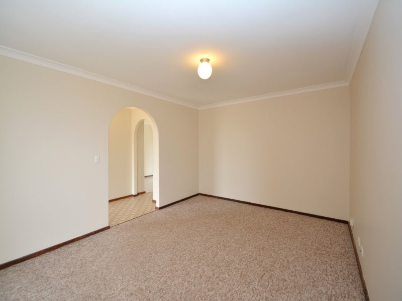 32 Yaringa Street, Golden Bay WA 6174