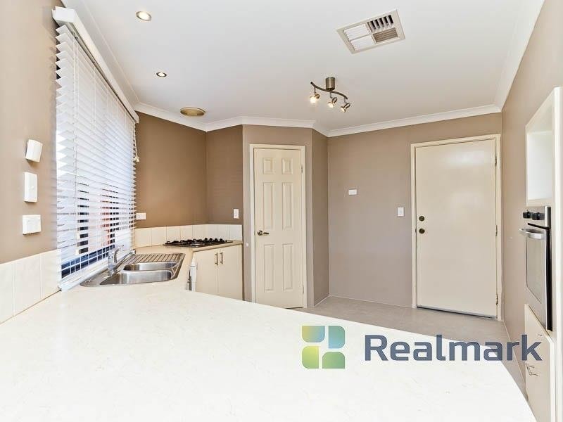 4 Claiborne, Secret Harbour WA 6173