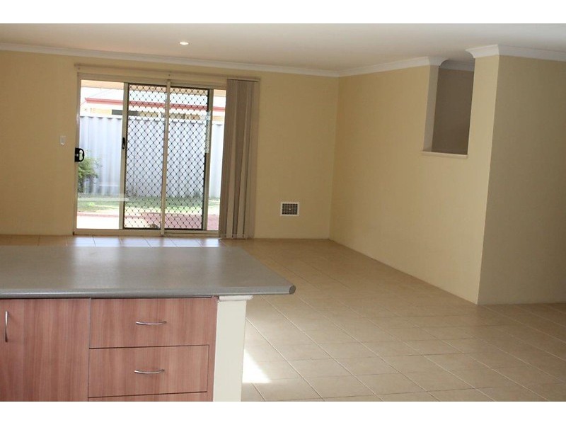 10 Kumarina Drive, Secret Harbour WA 6173