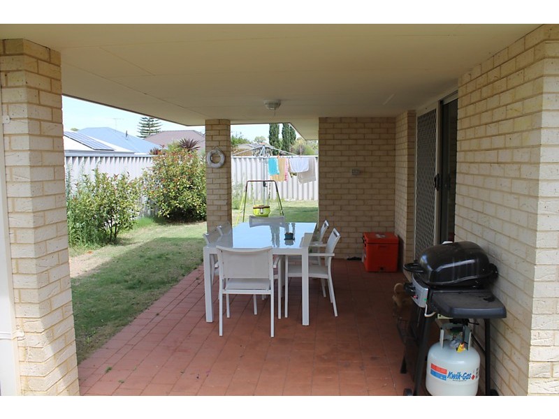 10 Kumarina Drive, Secret Harbour WA 6173