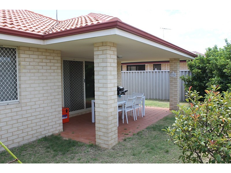 10 Kumarina Drive, Secret Harbour WA 6173