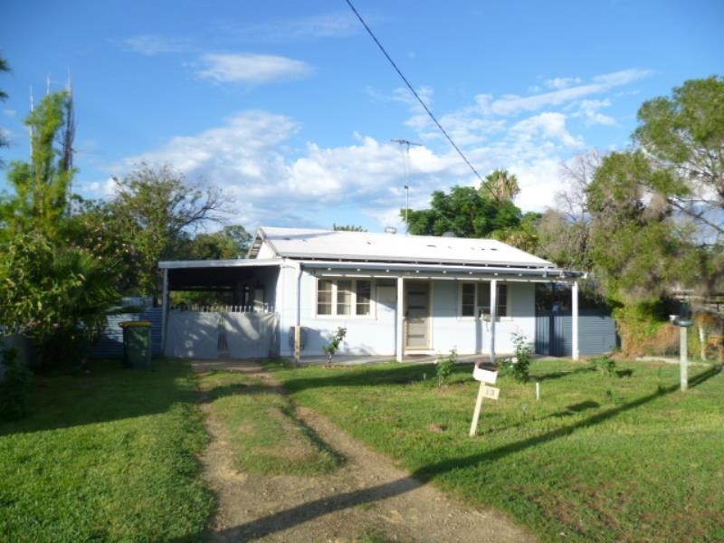 13 Eacott Street Mandurah, Silver Sands WA 6210