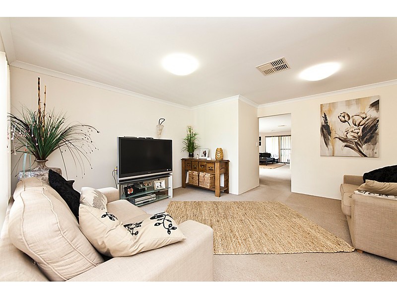 27 Cottesloe Crescent, Secret Harbour WA 6173