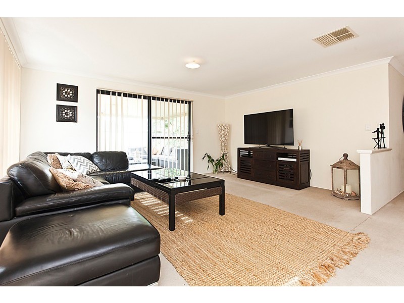 27 Cottesloe Crescent, Secret Harbour WA 6173