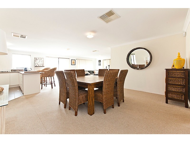 27 Cottesloe Crescent, Secret Harbour WA 6173