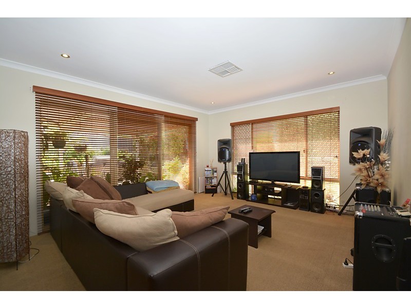 22 Harmony Parade, Singleton WA 6175