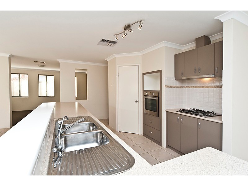 93 Greeson Parkway, Secret Harbour WA 6173