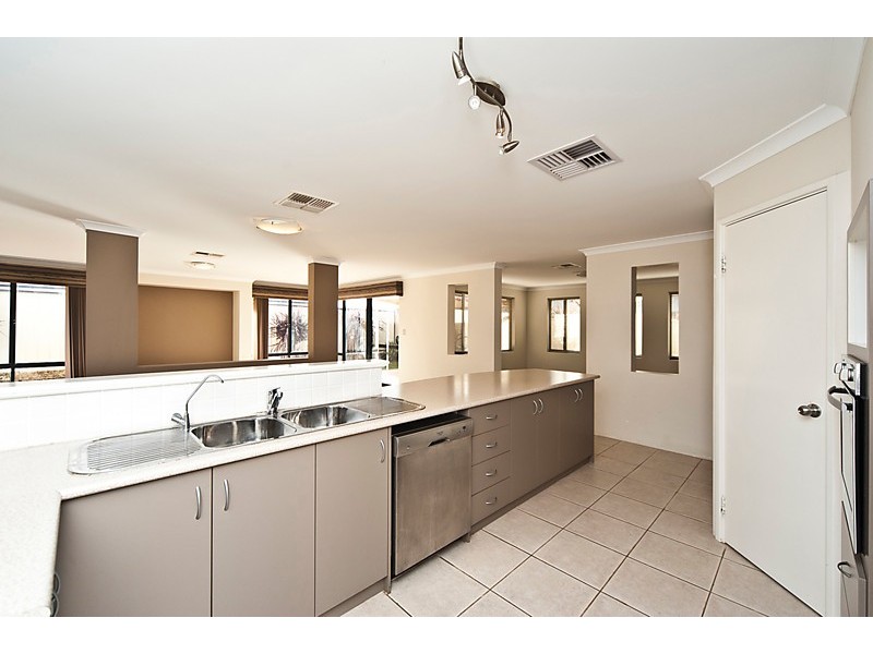 93 Greeson Parkway, Secret Harbour WA 6173