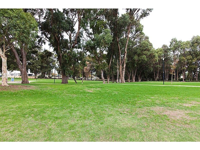 75 Maroubra Parade, Secret Harbour WA 6173