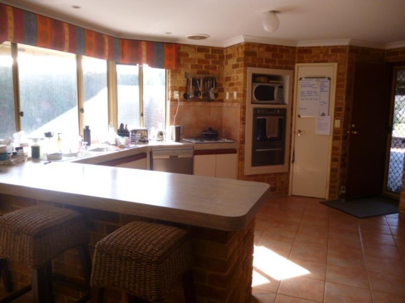 20 Canouan Loop, Secret Harbour WA 6173