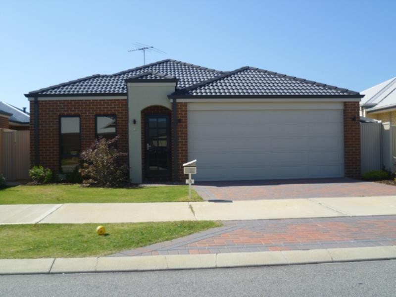15 Swanbourne Avenue, Secret Harbour WA 6173