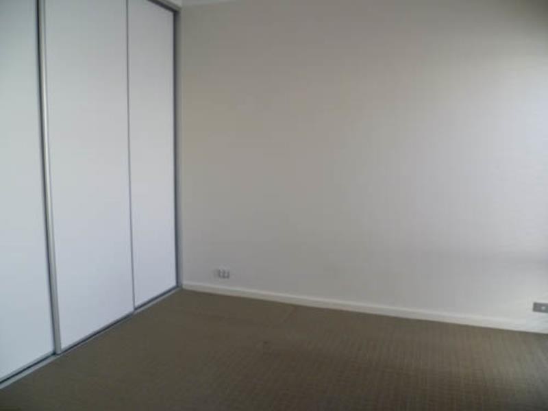 15 Swanbourne Avenue, Secret Harbour WA 6173