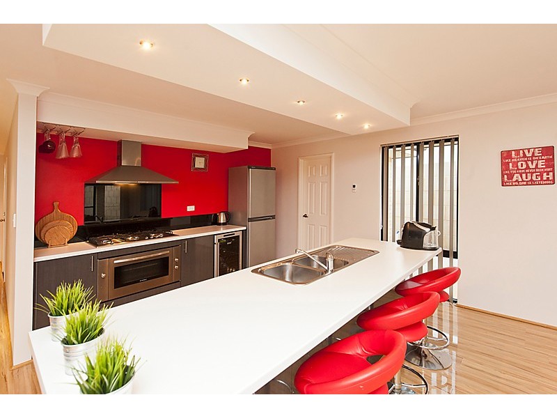 7 Flagstaff Crescent, Secret Harbour WA 6173