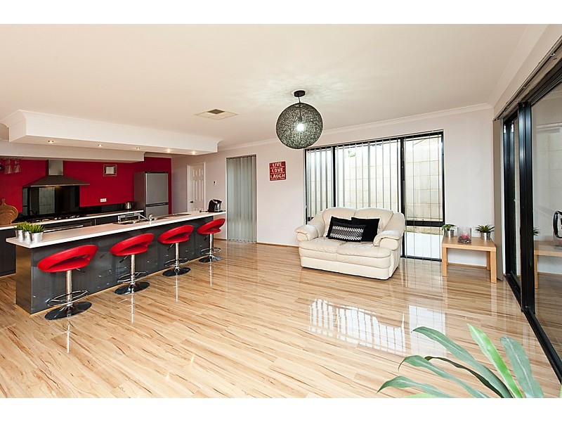 7 Flagstaff Crescent, Secret Harbour WA 6173