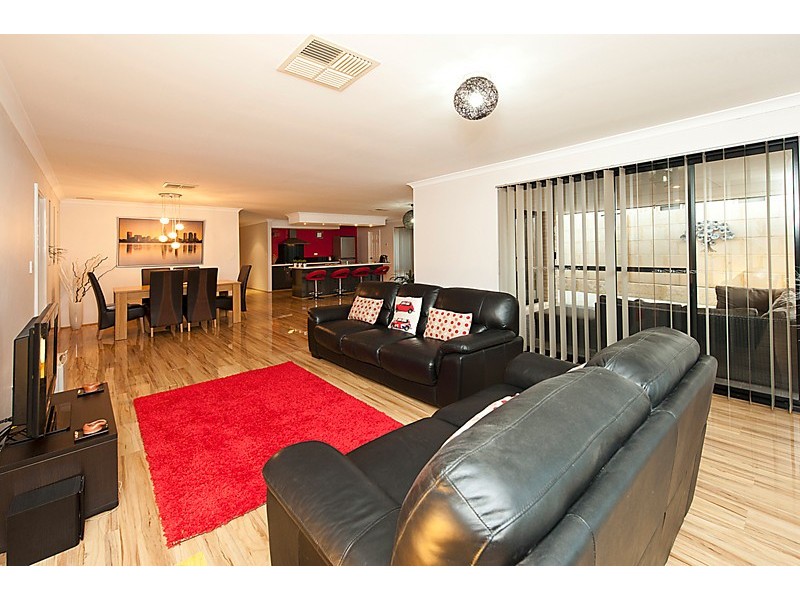 7 Flagstaff Crescent, Secret Harbour WA 6173