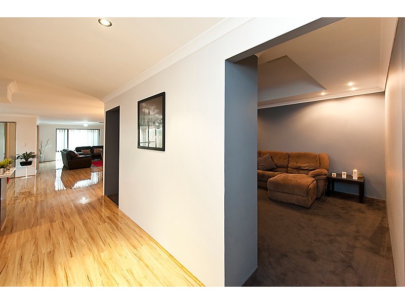 7 Flagstaff Crescent, Secret Harbour WA 6173