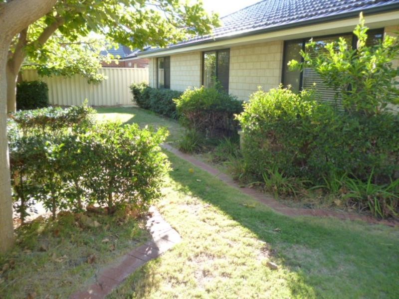 20 Miltona Drive, Secret Harbour WA 6173