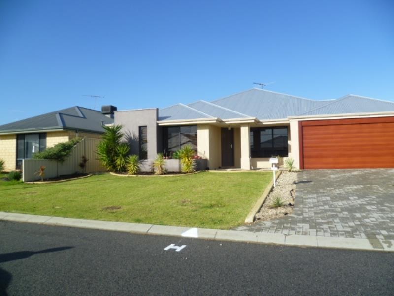 7 Champagny, Secret Harbour WA 6173