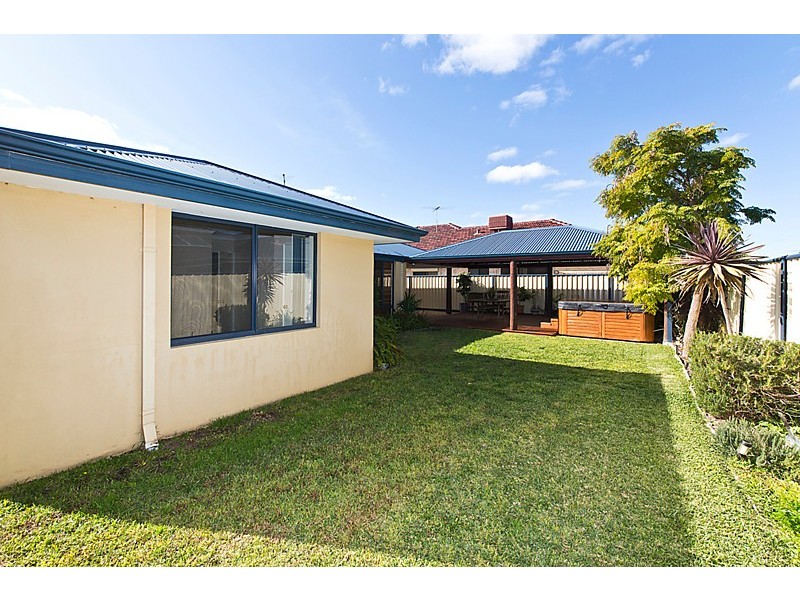 7 Cottesloe Crescent, Secret Harbour WA 6173