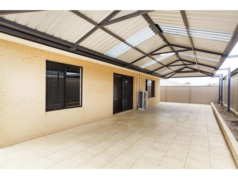 2 Brumby Entrance, Baldivis WA 6171