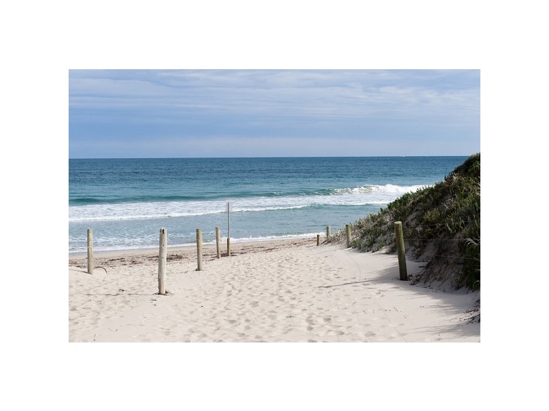 70 Surf Drive, Secret Harbour WA 6173