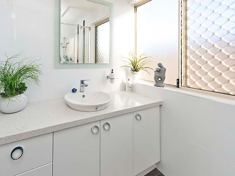 4 Wissota Pass, Secret Harbour WA 6173