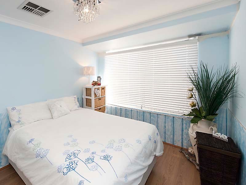 4 Wissota Pass, Secret Harbour WA 6173