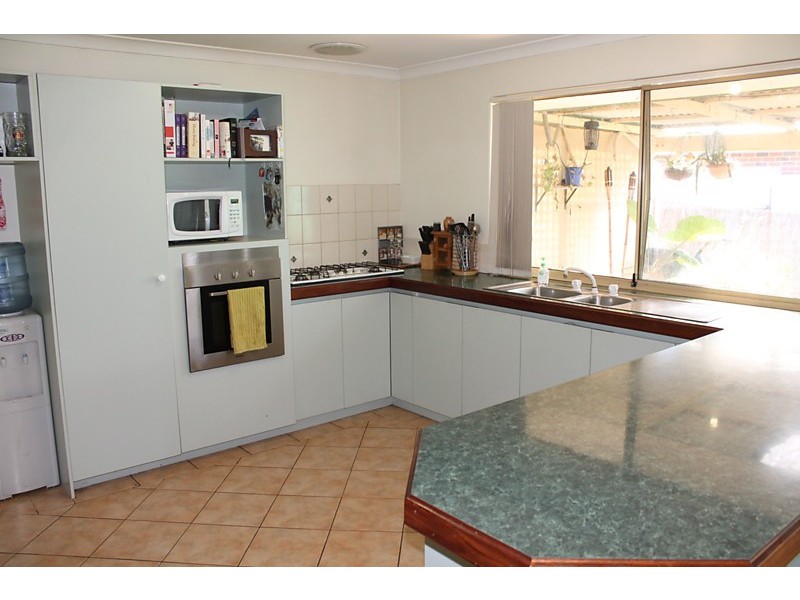 79 Endeavour Drive, Port Kennedy WA 6172