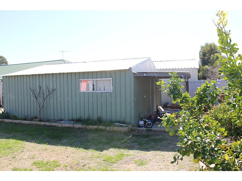 79 Endeavour Drive, Port Kennedy WA 6172