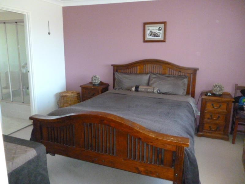 10 Ivanhoe Street, Golden Bay WA 6174