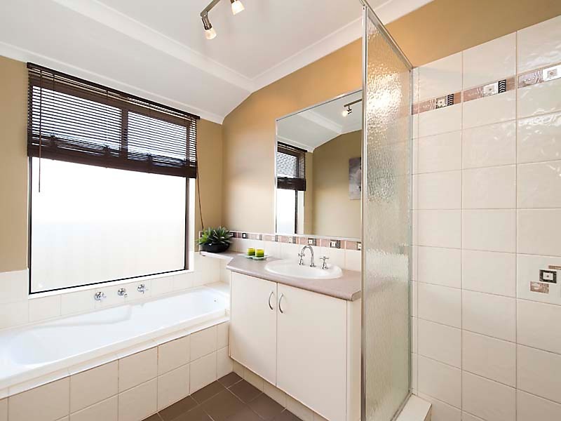 115 Forty Road, Secret Harbour WA 6173