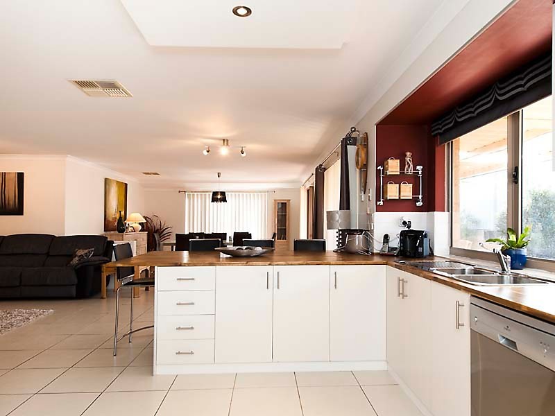 115 Forty Road, Secret Harbour WA 6173