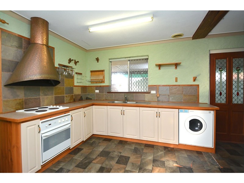 23 Deerness Way, Armadale WA 6112