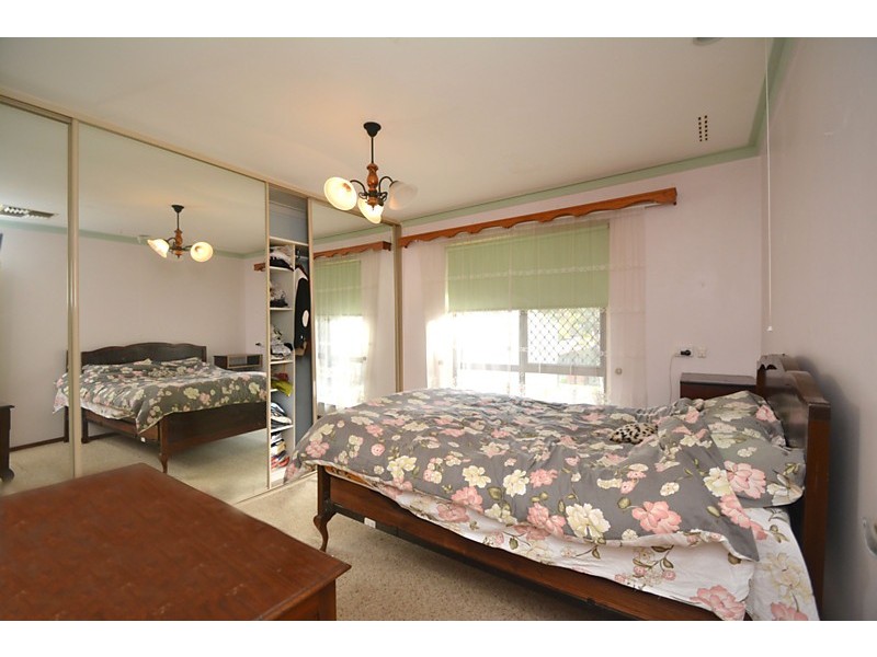 23 Deerness Way, Armadale WA 6112