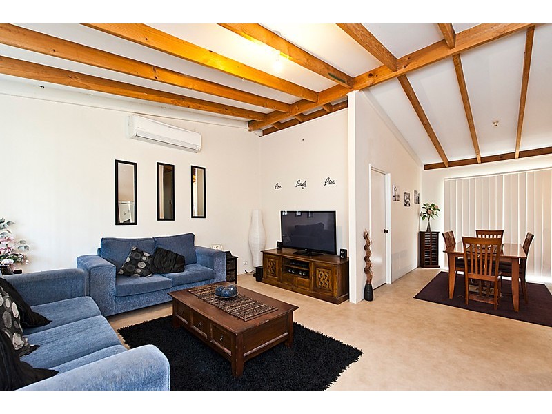 79 Crystaluna Drive, Golden Bay WA 6174