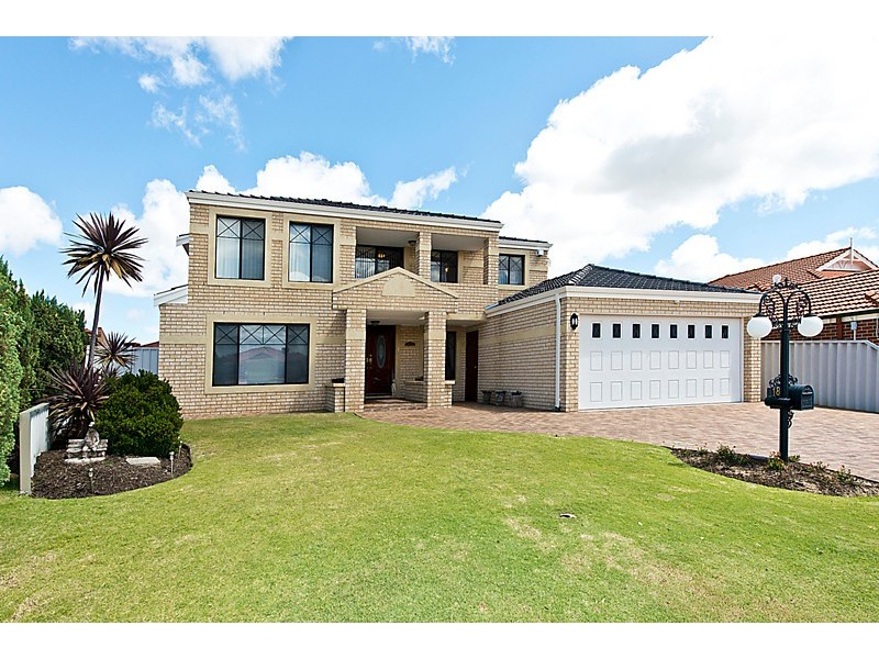 18 Twin Branch Rise, Leeming WA 6149