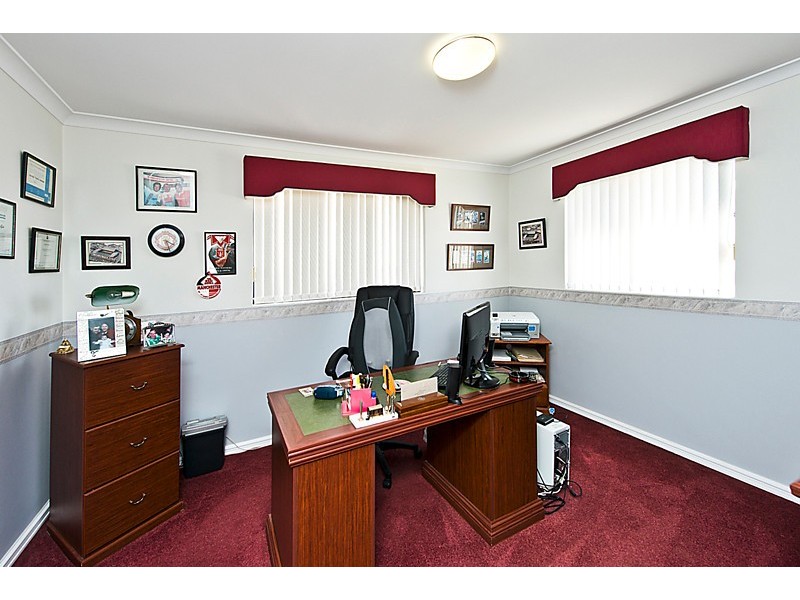 18 Twin Branch Rise, Leeming WA 6149