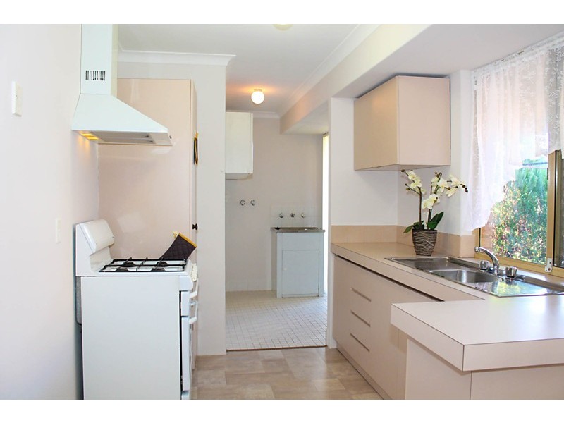 11/76 Owtram Road, Armadale WA 6112