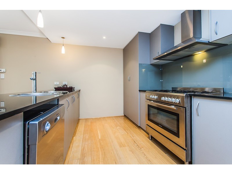 22 Arrowwood Loop, Secret Harbour WA 6173