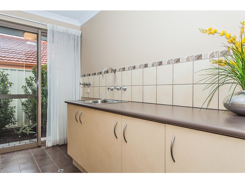 22 Arrowwood Loop, Secret Harbour WA 6173