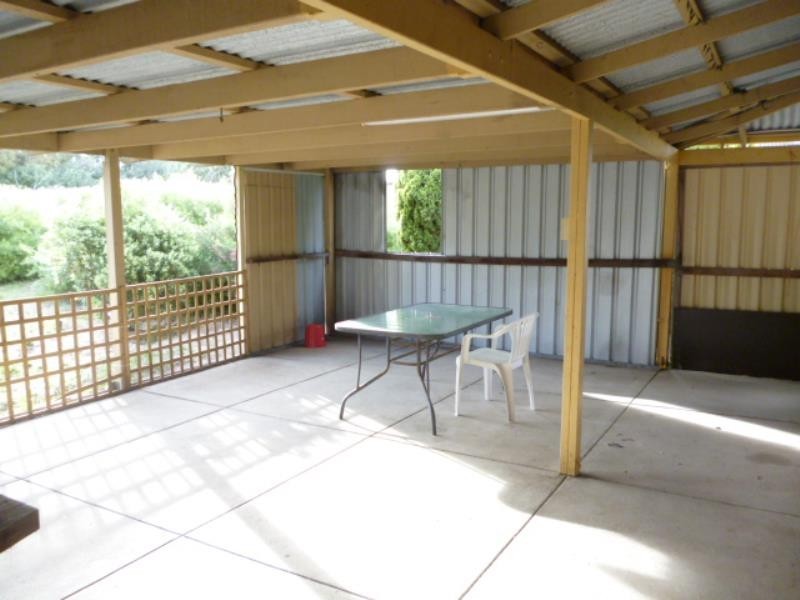 25 Wooleen Street, Golden Bay WA 6174