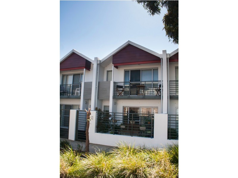 3/22 Butcherbird Loop, Erskine WA 6210