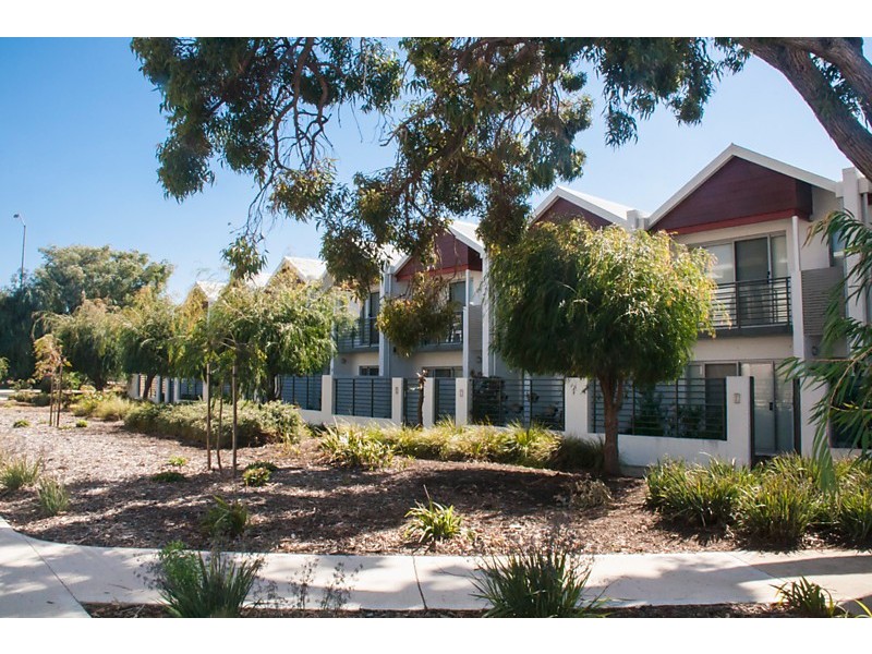 3/22 Butcherbird Loop, Erskine WA 6210