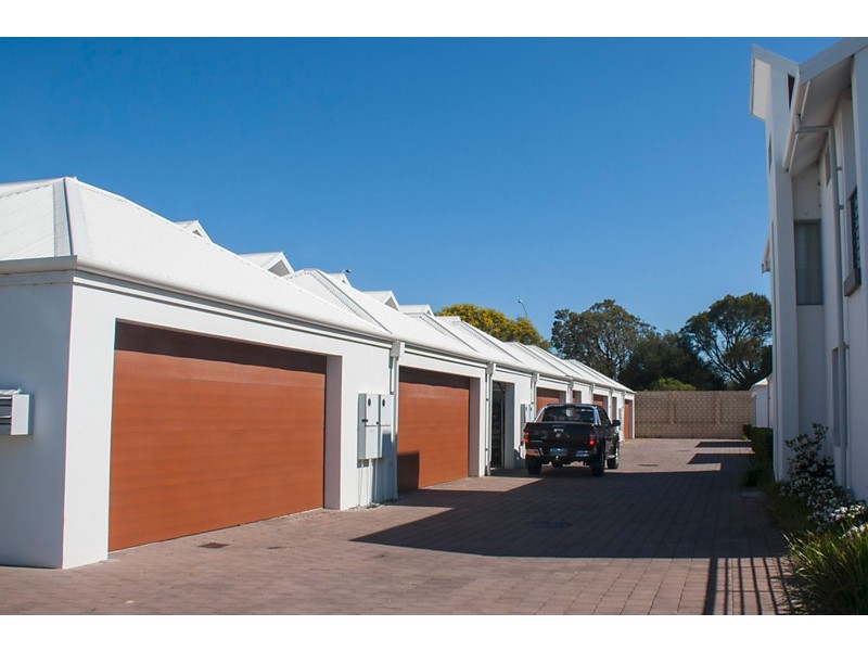 3/22 Butcherbird Loop, Erskine WA 6210