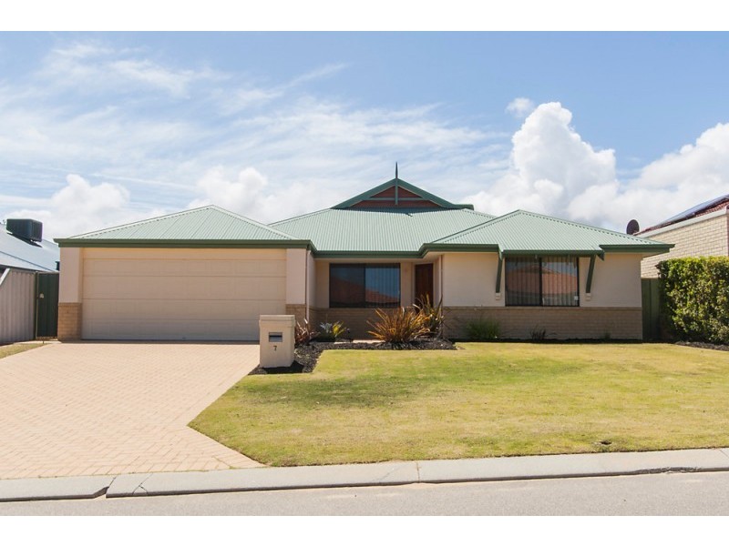 7 Granby Road, Secret Harbour WA 6173