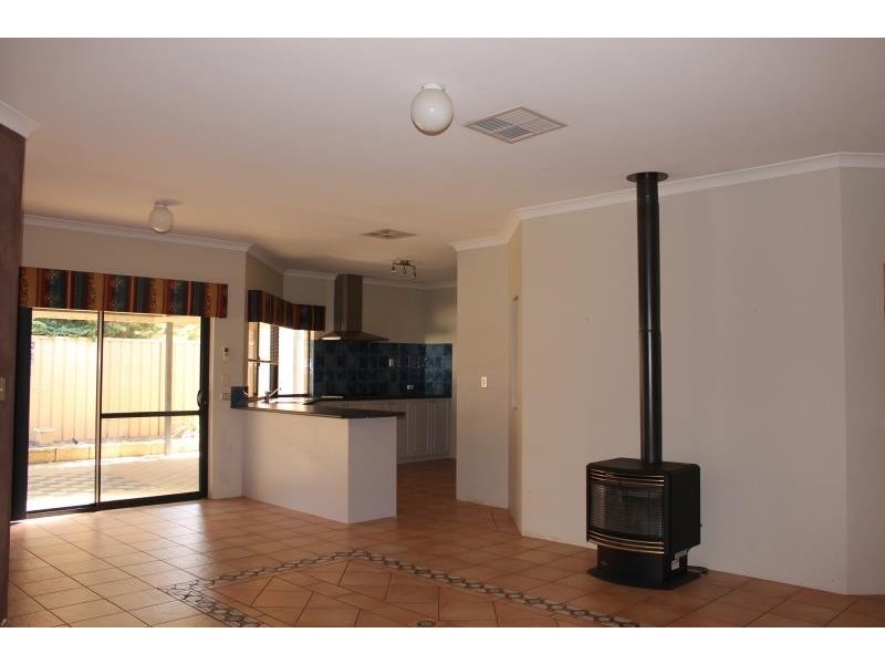 21 Swanson Way, Secret Harbour WA 6173