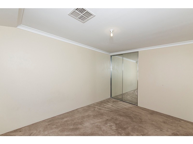 102 Sheffield Road, Wattle Grove WA 6107